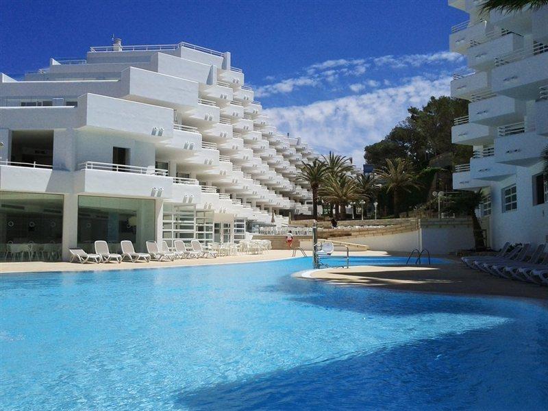 Fergus Style Cala Blanca Suites Санта-Понса Экстерьер фото