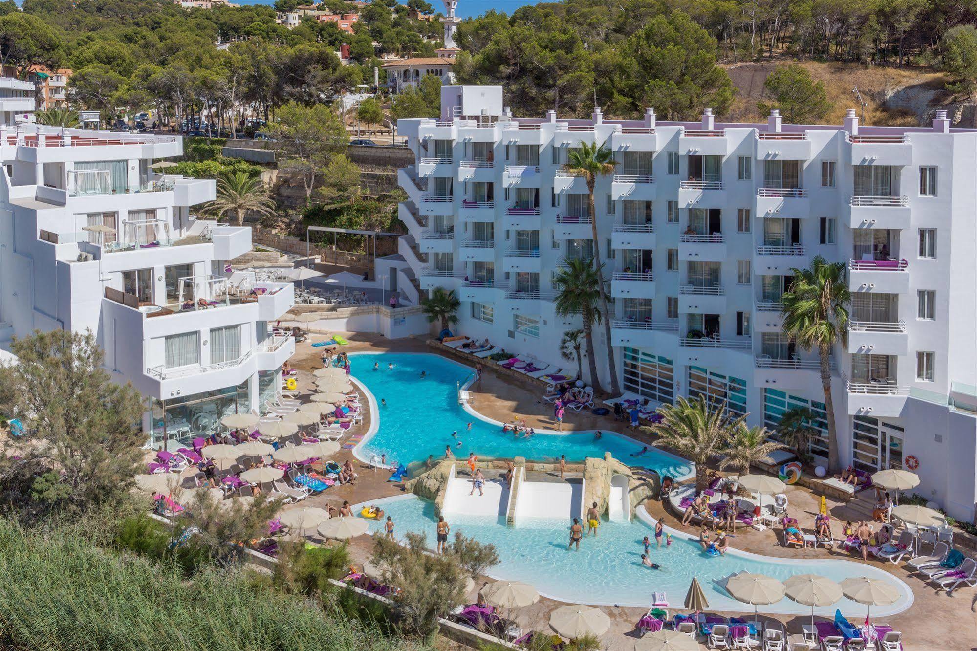 Fergus Style Cala Blanca Suites Санта-Понса Экстерьер фото